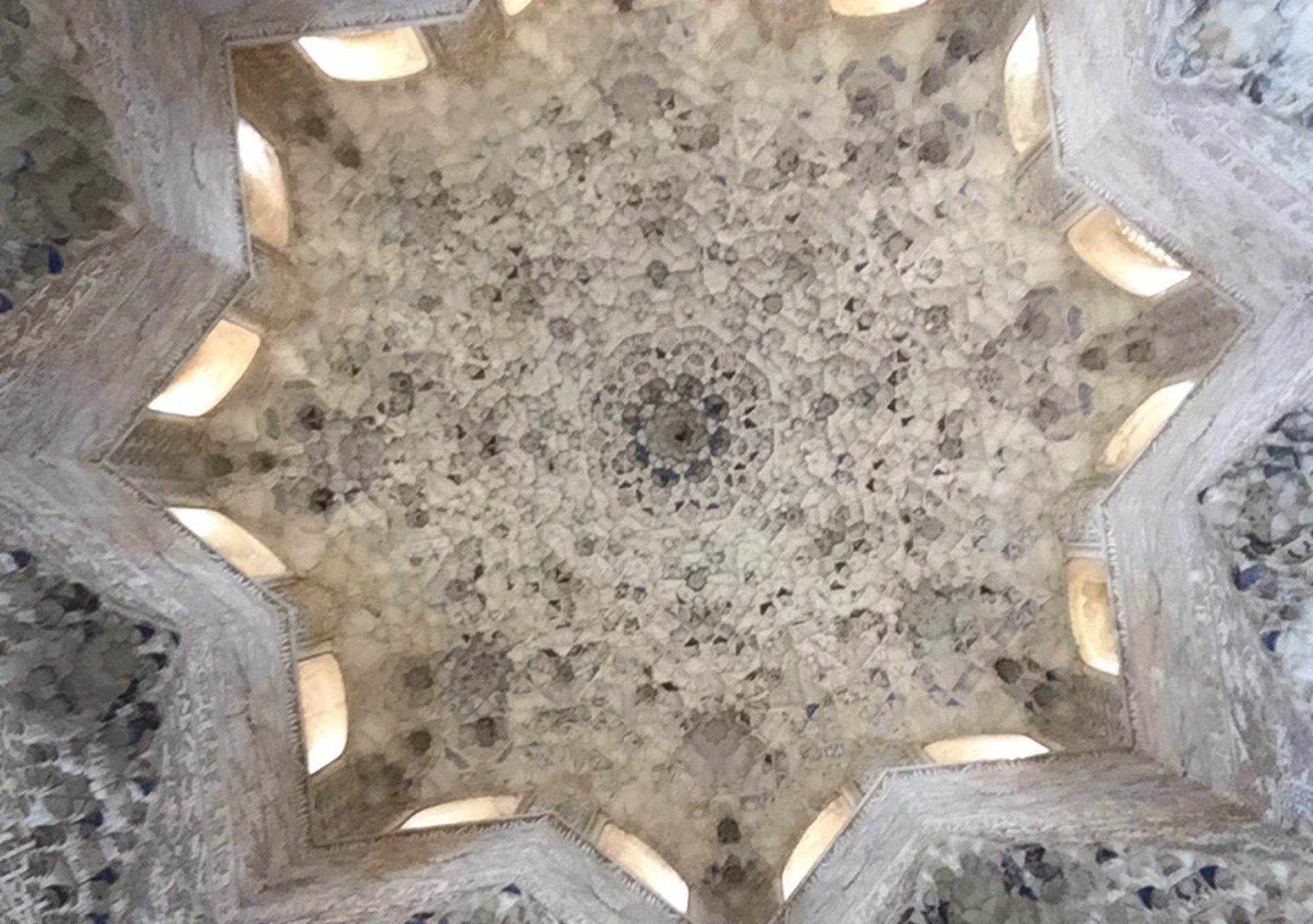 Visita semi-privada a la Alhambra y Generalife para grupos reducidos